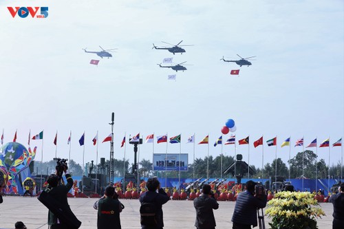 PM Pham Minh Chinh: Vietnam Memahami dan Menghargai Nilai Hubungan Persahabatan demi Perdamaian, Kerja Sama dan Pembangunan - ảnh 1