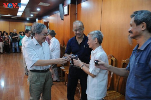 Встреча, посвящённая Дню создания Голоса Вьетнама - ảnh 6