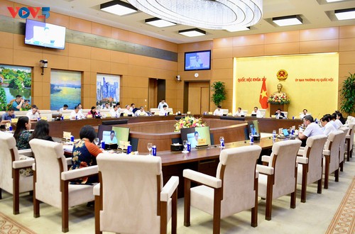 Chủ tịch Quốc hội cho ý kiến về dự thảo Luật sửa đổi, bổ sung một số điều của Luật Mặt trận Tổ quốc Việt Nam - ảnh 2