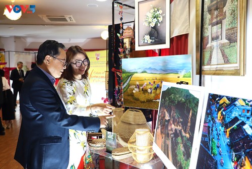 Đặc sắc chương trình nghệ thuật kỷ niệm 75 năm thiết lập quan hệ ngoại giao Việt Nam - Cộng hòa Séc - ảnh 3