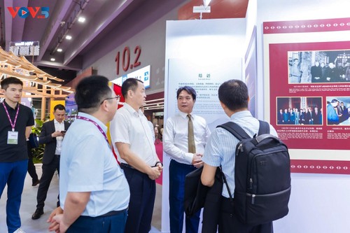 “Ngôi nhà Việt Nam” - Điểm nhấn tại Lễ hội sách quốc tế tại Quảng Đông, Trung Quốc - ảnh 2