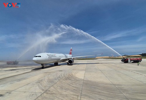 Khánh Hòa đón chuyến bay từ Moscow sau gần 5 năm gián đoạn - ảnh 1