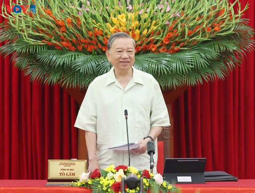 Tổng Bí thư Tô Lâm: Phải lấy việc tháo gỡ điểm nghẽn thể chế làm nhiệm vụ đột phá hàng đầu - ảnh 1