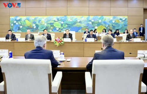 Chủ tịch Quốc hội tiếp Phó Chủ tịch Đảng Dân chủ Xã hội Đức và Chủ tịch Ủy ban Thương mại quốc tế của Nghị viện Châu Âu - ảnh 1