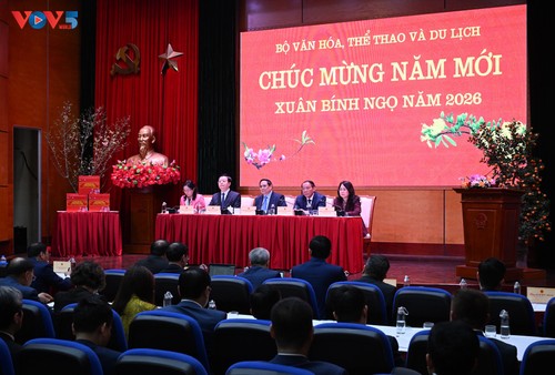 Thủ tướng Phạm Minh Chính: Cần thể chế hóa những Nghị quyết của Đảng liên quan lĩnh vực văn hóa - ảnh 2