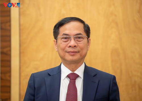 New chapter in relations between Vietnam and Kazakhstan, Azerbaijan, Russia, Belarus - ảnh 1