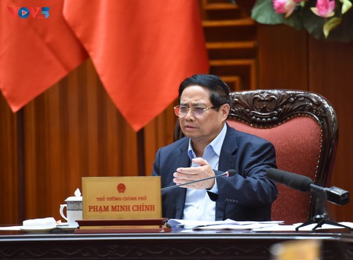 Vietnam gives top priority to health care, human development, says PM  - ảnh 1