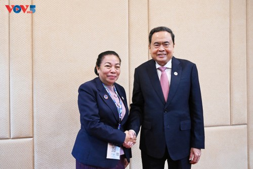 Vietnam, Laos pledge closer coordination in global, regional forums - ảnh 1