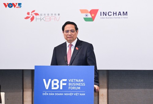 Vietnam gives top priority to green growth in digital age  - ảnh 1