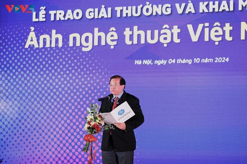 Trao giải thưởng Cuộc thi và Triển lãm Ảnh nghệ thuật Việt Nam năm 2024 - ảnh 3