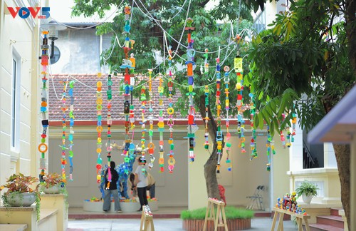 “Kỷ nguyên nhựa” mang đến thông điệp sâu sắc về bảo vệ môi trường  - ảnh 1