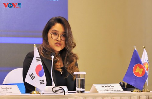 Việt Nam và các tổ chức quốc tế tăng cường hợp tác trong lĩnh vực hỗ trợ nạn nhân bom mìn sau chiến tranh  - ảnh 7