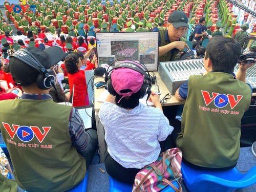 VOV đã sẵn sàng tường thuật trực tiếp Lễ Kỷ niệm, diễu binh, diễu hành mừng 50 năm thống nhất đất nước - ảnh 7