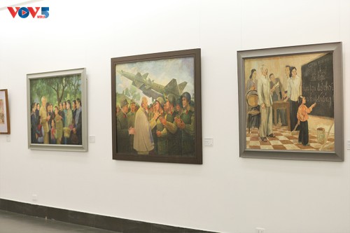 Hồ Chí Minh – Hình tượng sống mãi trong nghệ thuật  - ảnh 4