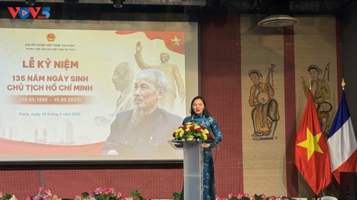 Kỷ niệm 135 năm Ngày sinh Chủ tịch Hồ Chí Minh tại nhiều quốc gia  - ảnh 17