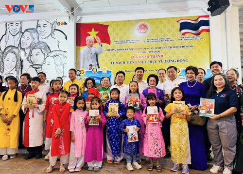 Kỷ niệm 135 năm Ngày sinh Chủ tịch Hồ Chí Minh tại nhiều quốc gia  - ảnh 4