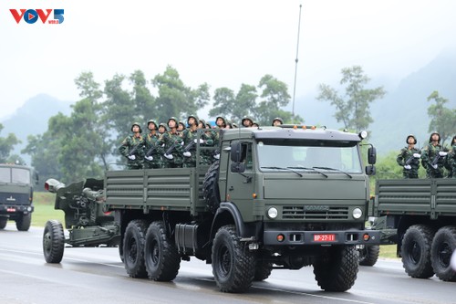 Đại tướng Phan Văn Giang kiểm tra lực lượng diễu binh, diễu hành chào mừng Quốc khánh - ảnh 9