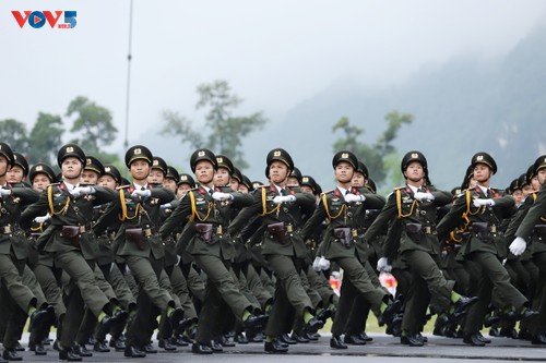 Những bước đi hiên ngang mang niềm tự hào dân tộc - ảnh 11