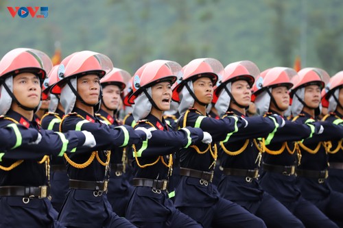 Những bước đi hiên ngang mang niềm tự hào dân tộc - ảnh 14