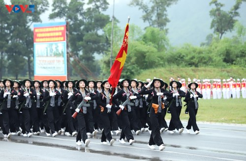 Những bước đi hiên ngang mang niềm tự hào dân tộc - ảnh 17