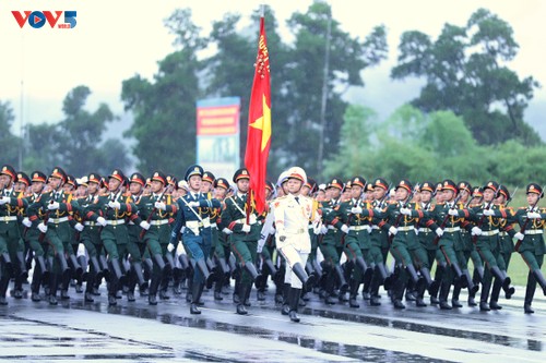 Những bước đi hiên ngang mang niềm tự hào dân tộc - ảnh 5