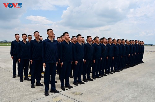 Đoàn Quân Giải phóng nhân dân Trung Quốc đến Hà Nội tham gia diễu binh, diễu hành kỷ niệm Quốc khánh Việt Nam 2/9 - ảnh 3