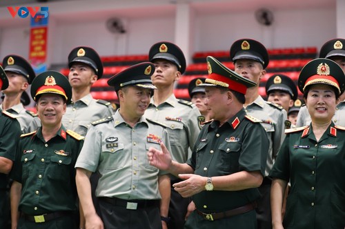 Bộ Quốc phòng gặp mặt quân nhân của 4 đoàn quân đội nước ngoài tham gia diễu binh - ảnh 5