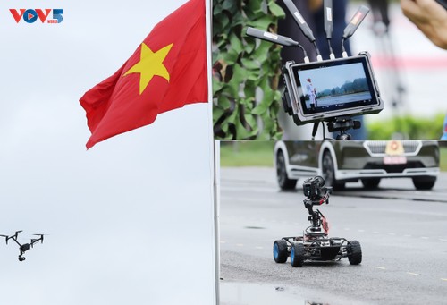 Khoảnh khắc phía sau ống kính: Nhà báo và 80 năm Quốc khánh - ảnh 19