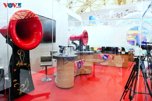 Đài Tiếng nói Việt Nam: 80 năm đồng hành cùng đất nước - ảnh 4