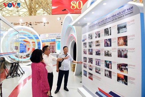 Đài Tiếng nói Việt Nam: 80 năm đồng hành cùng đất nước - ảnh 5