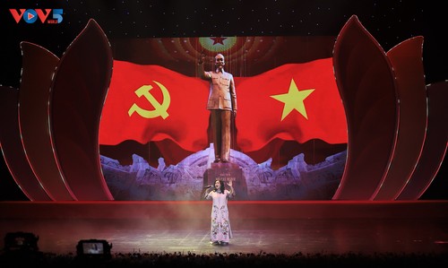 Đài Tiếng nói Việt Nam tỏa sáng với những tác phẩm về văn hóa dân tộc - ảnh 7