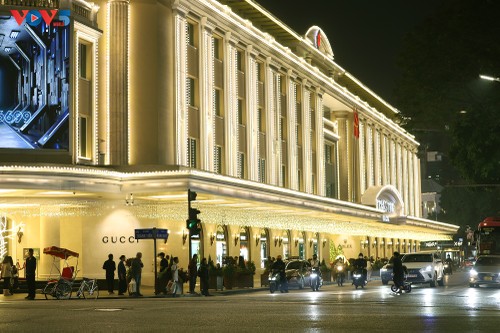 Lung linh Giáng sinh Hà Nội  - ảnh 3