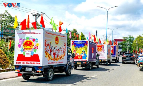 Rạng rỡ sắc màu “Ngày hội của non sông” trên mọi miền Tổ quốc - ảnh 12