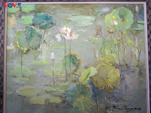 Khai mạc triển lãm tranh của họa sĩ Xô Viết và Nga Tuman Zhumabayev người từng đến Việt Nam 24 lần - ảnh 2