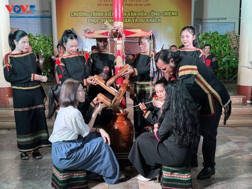  Đoàn Trại hè Việt Nam 2025 trao 70 triệu đồng hỗ trợ hộ nghèo buôn Tuôr B, xã Ea Na, tỉnh Đắk Lắk - ảnh 5