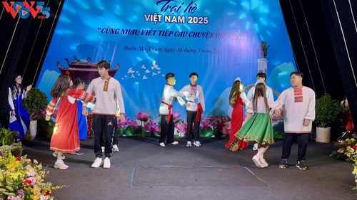 Khai mạc Trại hè Việt Nam 2025 tại Đắk Lắk: Cùng nhau viết tiếp câu chuyện hoà bình - ảnh 11