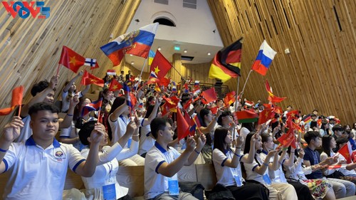 Khai mạc Trại hè Việt Nam 2025 tại Đắk Lắk: Cùng nhau viết tiếp câu chuyện hoà bình - ảnh 9