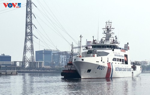 Tàu Cảnh sát biển Việt Nam tới Indonesia, thúc đẩy quan hệ hữu nghị truyền thống - ảnh 1