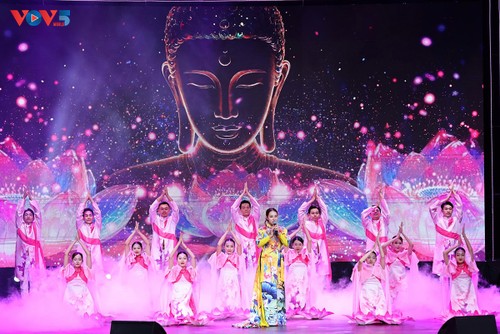 Giao lưu nghệ thuật mùa Vu Lan, lan tỏa những giá trị cao đẹp của đạo hiếu - ảnh 1