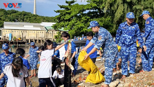 Phong trào toàn dân tham gia bảo vệ môi trường vì một Việt Nam sáng - xanh - sạch - đẹp - ảnh 3