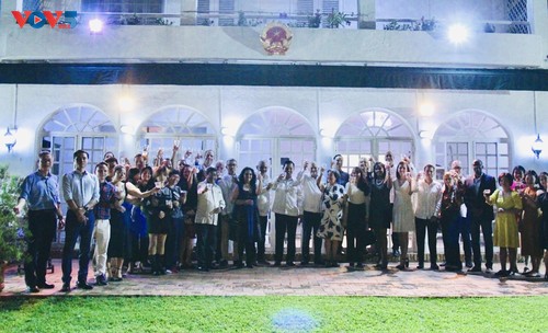 Giao lưu hữu nghị Việt Nam - Cuba tại Caracas, Venezuela - ảnh 1