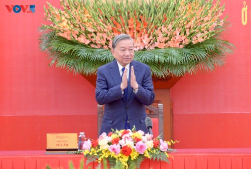 Tổng Bí thư Tô Lâm gặp mặt các tập thể, cá nhân tiêu biểu tham gia bảo vệ an ninh trật tự tại cơ sở - ảnh 1