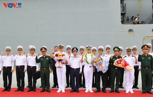 Tàu huấn luyện Hải quân Hàn Quốc ROKS Hansando thăm Đà Nẵng - ảnh 1