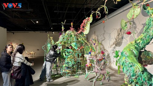 Điểm chạm khoa học – Khi tri thức được cảm nhận bằng nghệ thuật - ảnh 3