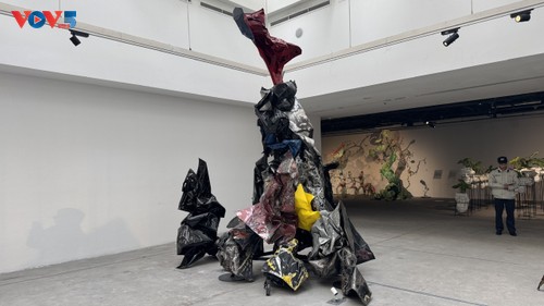 Điểm chạm khoa học – Khi tri thức được cảm nhận bằng nghệ thuật - ảnh 4