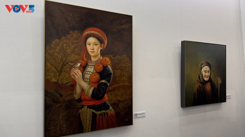 “Một thập niên Hiện thực” – Hành trình lặng lẽ của những hoạ sĩ vẽ đời sống - ảnh 8