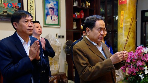 Chủ tịch Quốc hội Trần Thanh Mẫn tri ân, chúc Tết các vị nguyên lãnh đạo Đảng, Nhà nước - ảnh 2