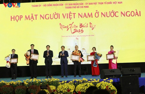 Kiều bào dự họp mặt Xuân Bính Ngọ 2026 - ảnh 3