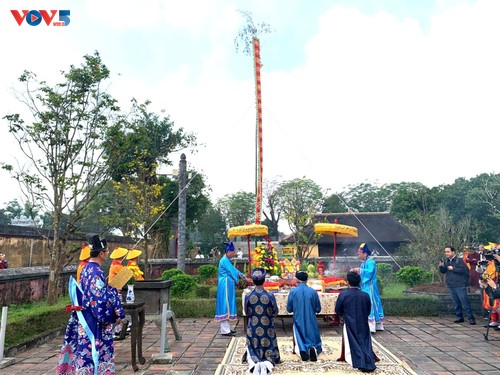 Tái hiện nghi lễ dựng nêu đón Tết tại Đại Nội Huế - ảnh 2