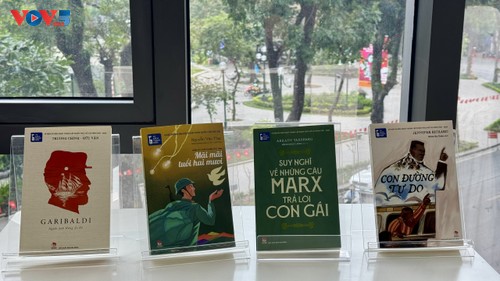 “Tủ sách Thanh niên” nơi đề cao văn hóa đọc cho người trẻ - ảnh 1